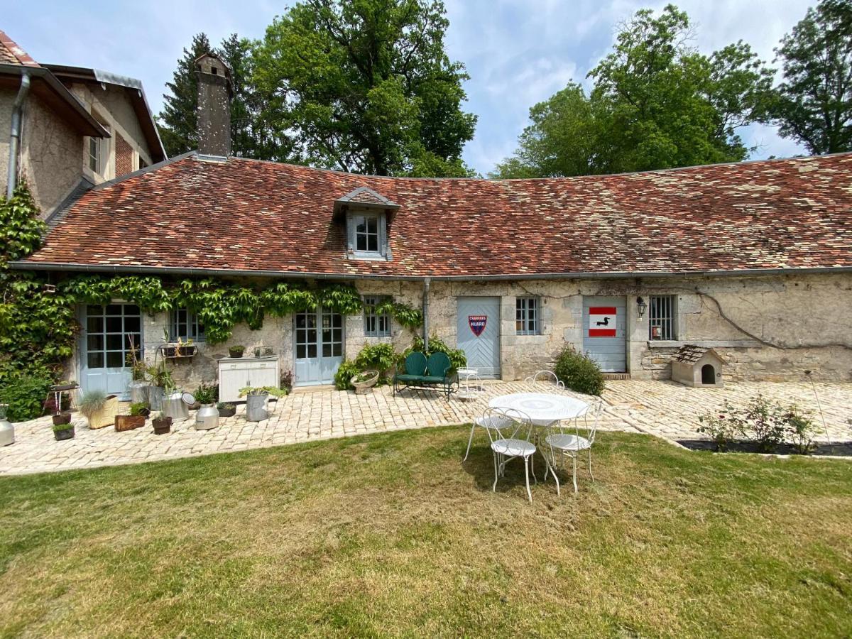 L'Orangerie De Malpas Bed & Breakfast Quingey Exterior photo